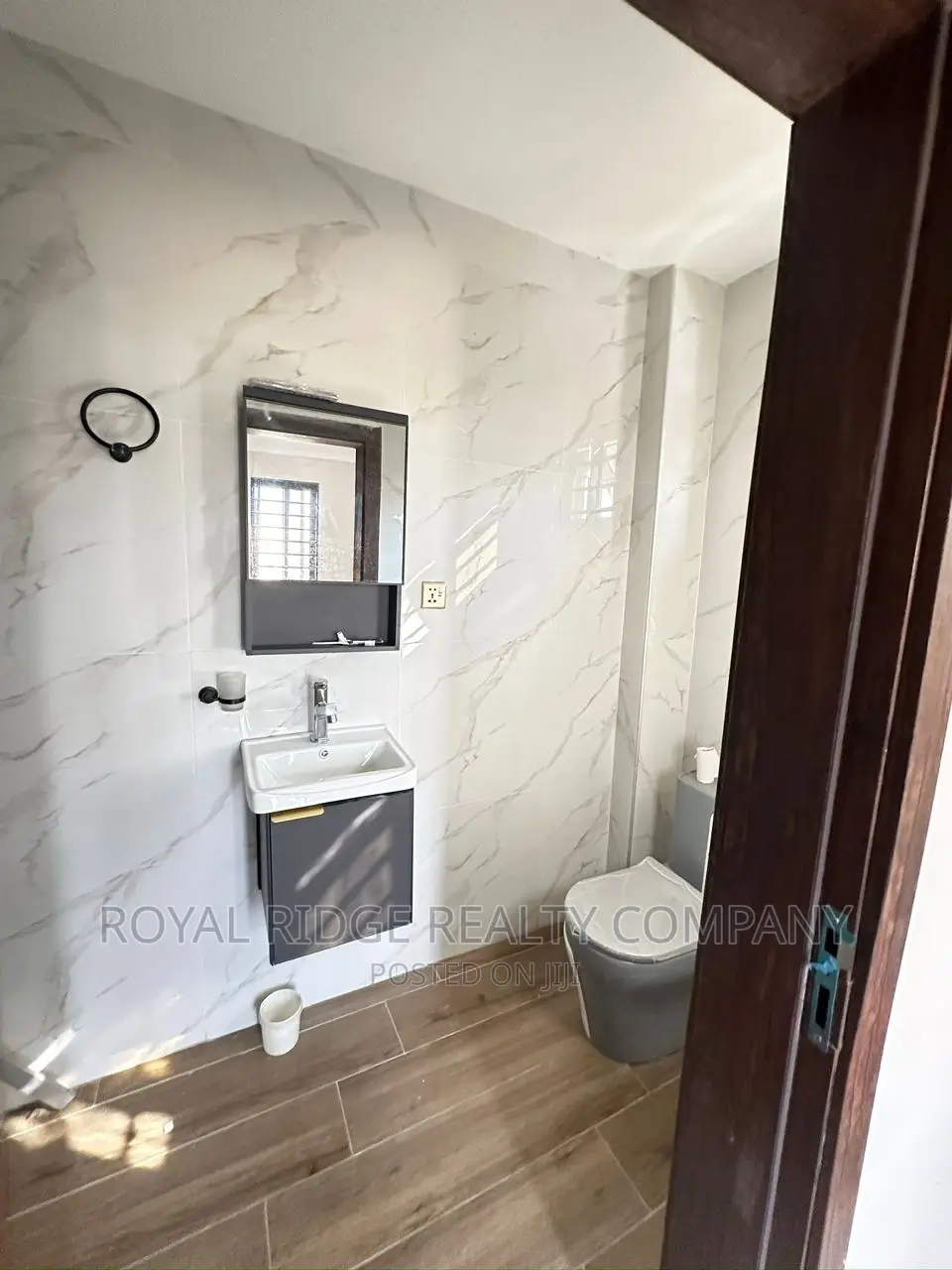 3bdrm Townhouse/Terrace in East Legon Ogbojo, Accra Metropolitan