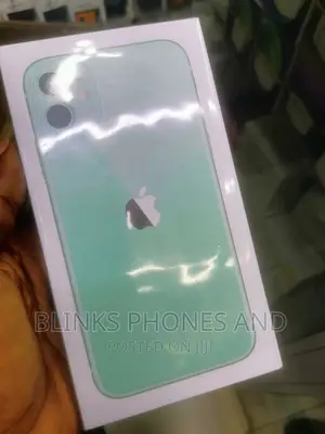 New Apple iPhone 11 64 GB Green