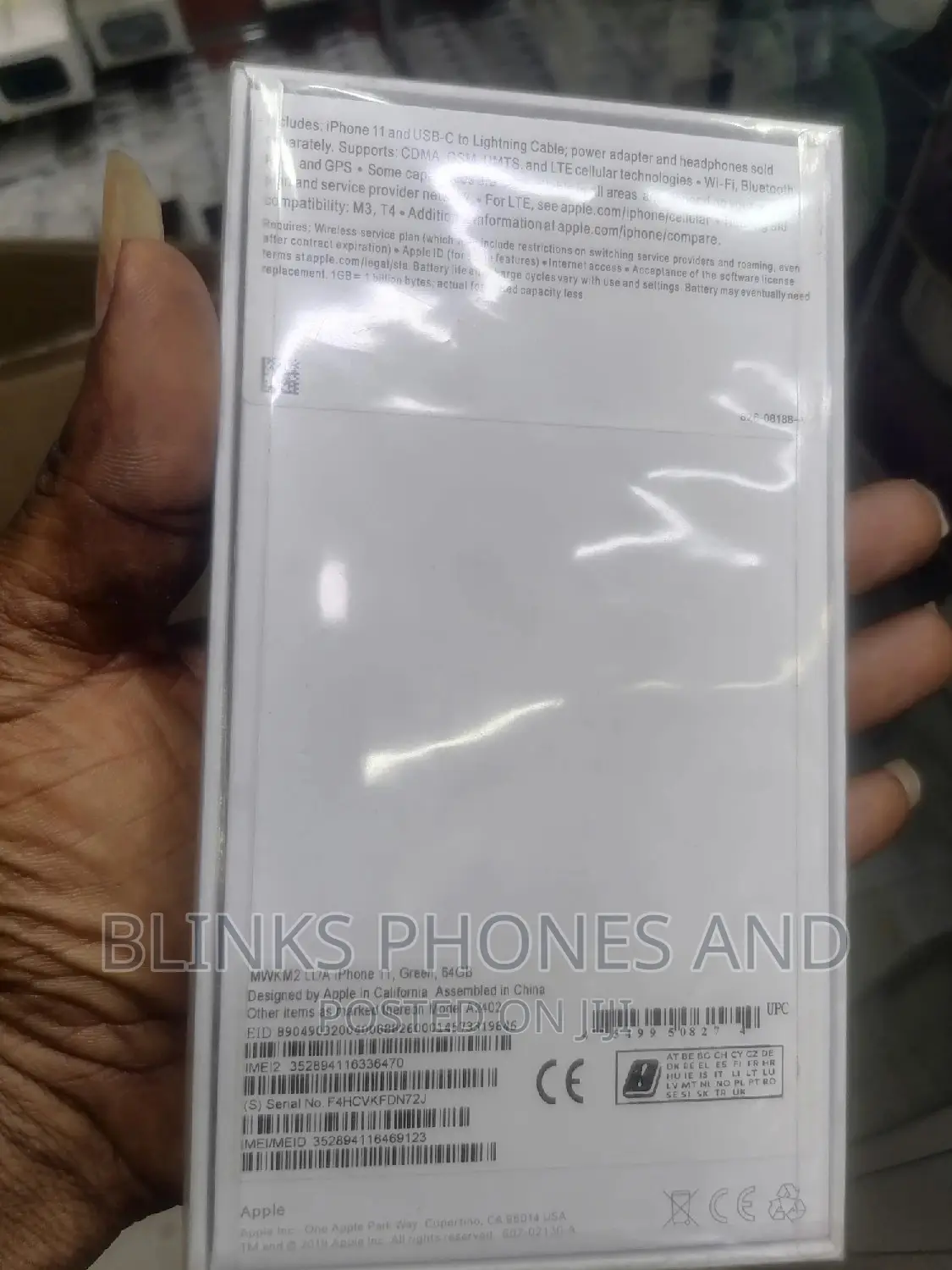 New Apple iPhone 11 64 GB Green