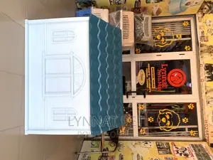 Dog House ( M,L)