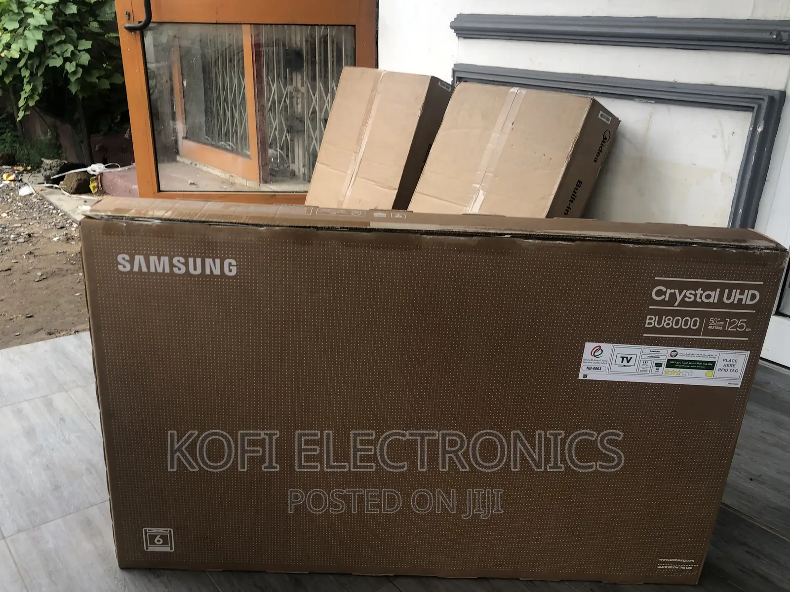 8 Series Samsung 50 LED Crystal-Uhd HDR Smart Bluetooth