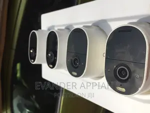 Arlo Security Camera With One Solar Panel