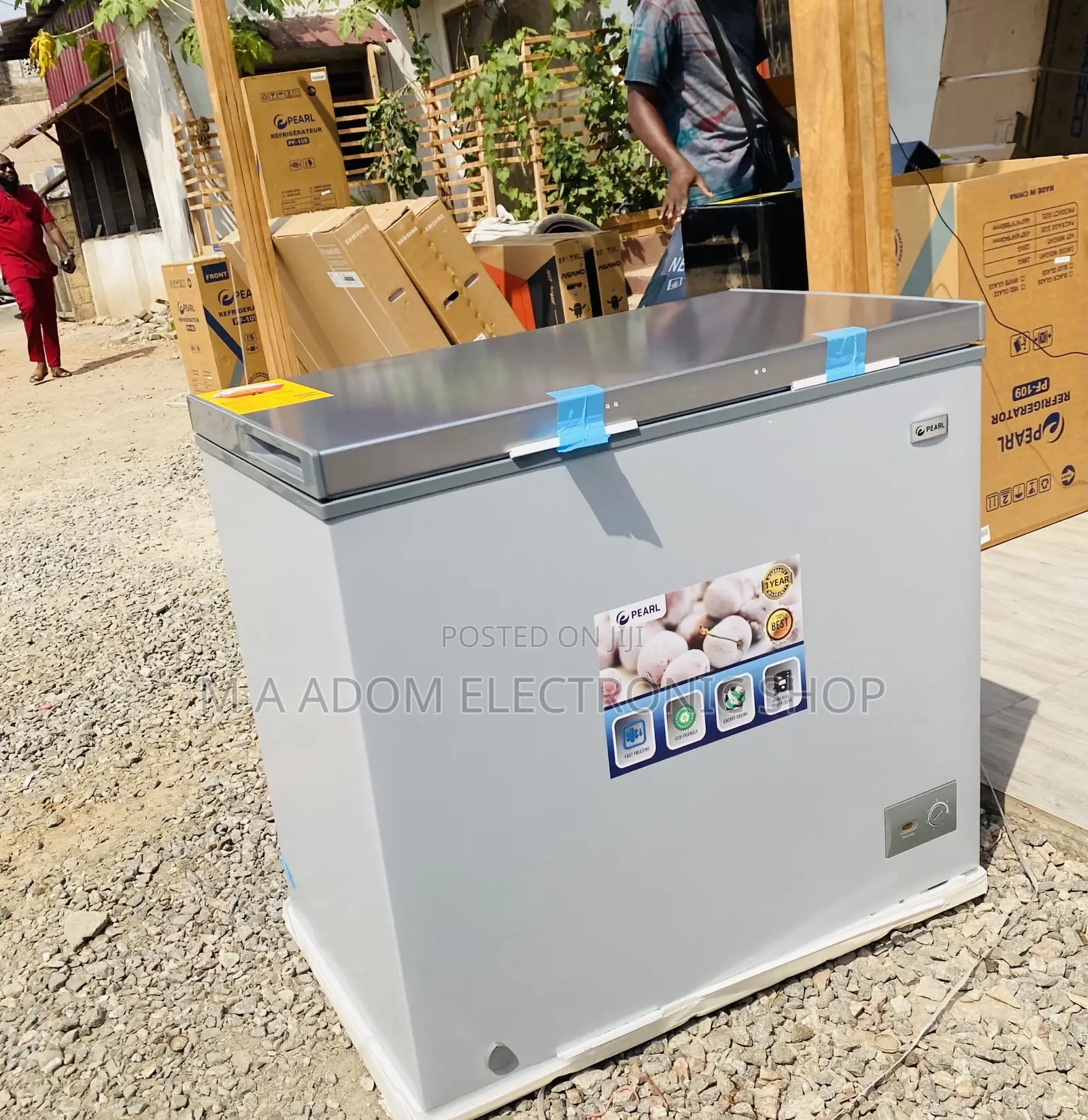 Purchase Pearl PCF-240 Single Door Electric Freezer.