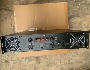 Peavey Cs2000- Stereo Power Amplifier (760w Per Cha At 4ohm)