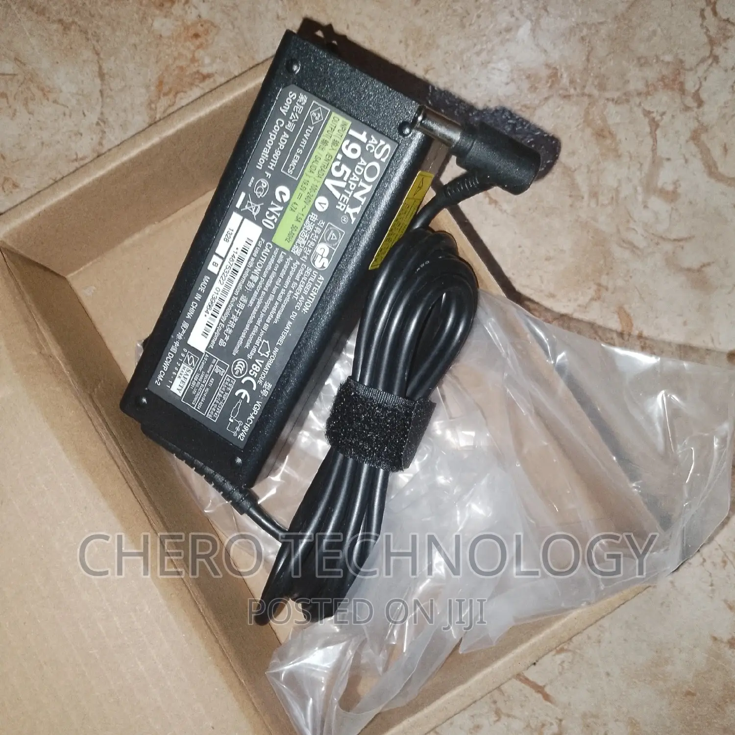 Original SONY 19.5V Adapter
