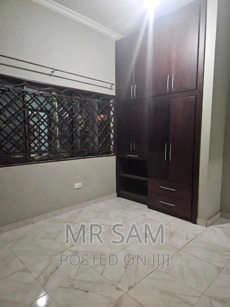5bdrm Mansion in Sam Properties, Weija for sale