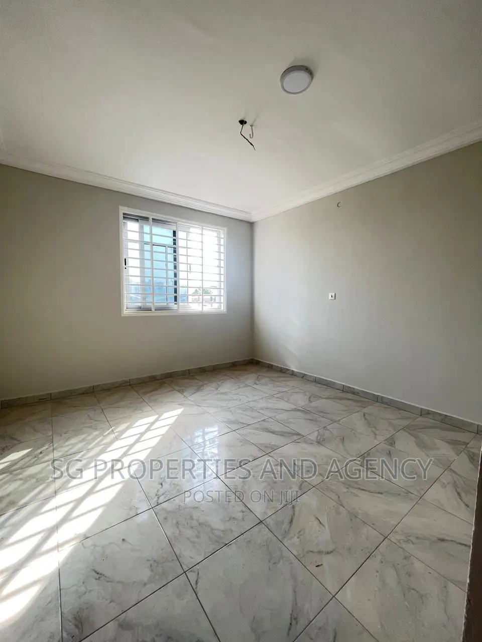 2bdrm Apartment in Community 17, Spintex for rent