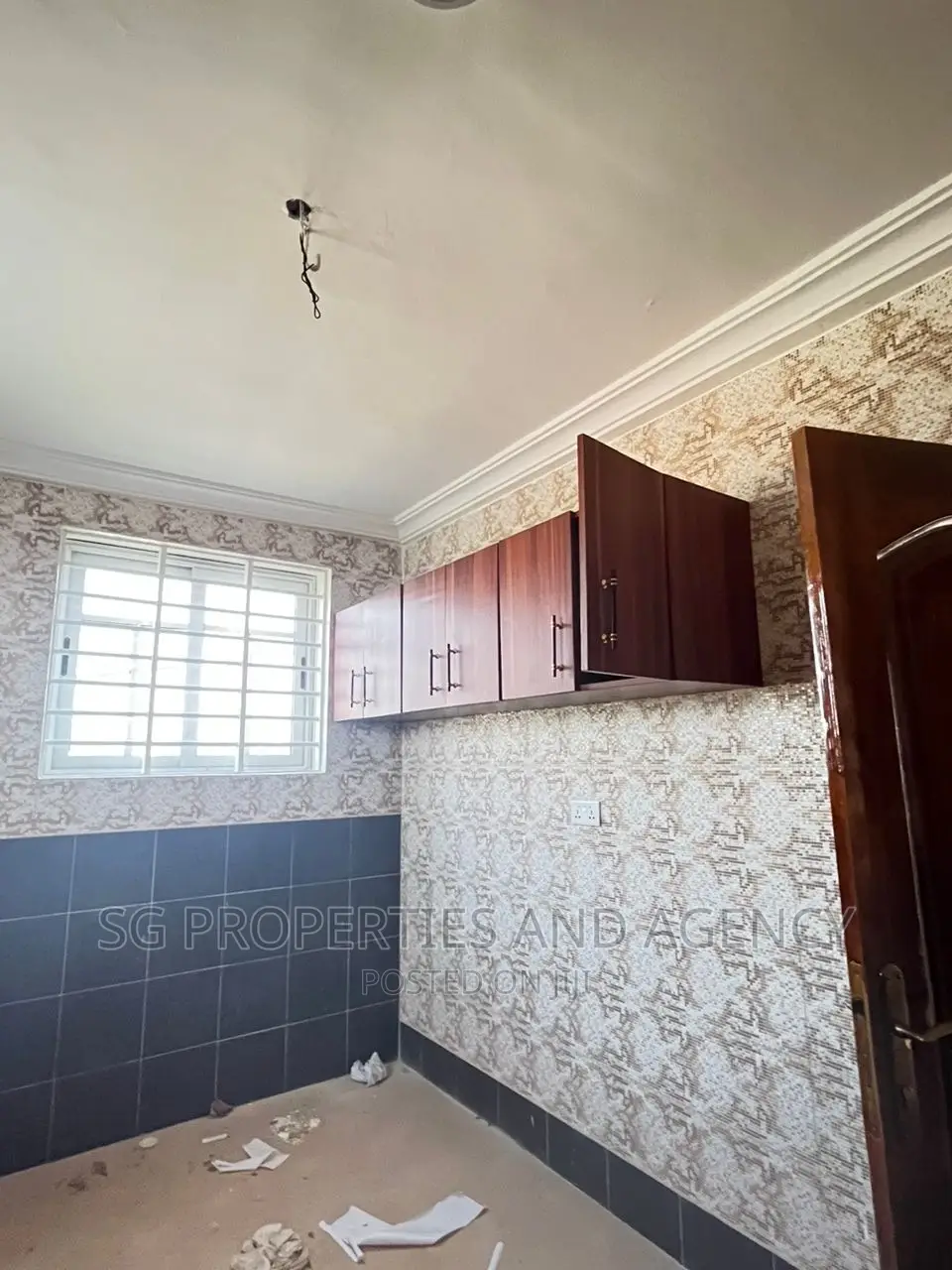 2bdrm Apartment in Community 17, Spintex for rent