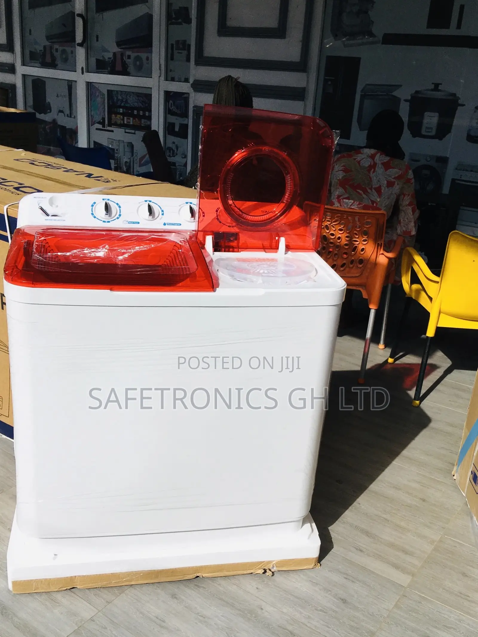 White/Red Washingmachine Topload Semiautomatic 11kg Nasco