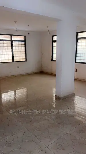 3bdrm Apartment in Ashyie Fulani, Adenta for rent
