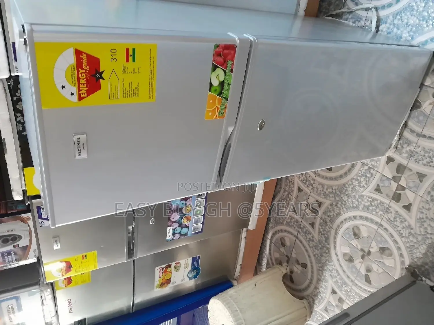 Westpool Refrigerator 94L Quality