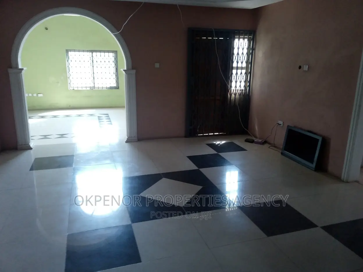 6bdrm House in Kpone, Tema Metropolitan for rent