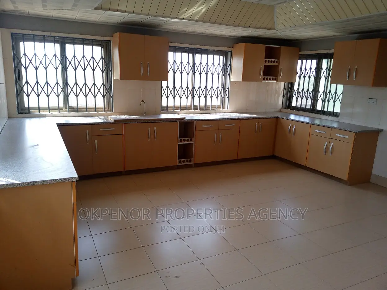 6bdrm House in Kpone, Tema Metropolitan for rent