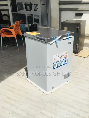 Electric Chestfreezer Pearl PCF-145 100 Liters Chestfreezer