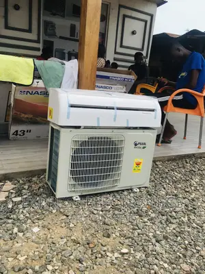 12months Warranty Pearl 1.5hp Split R410