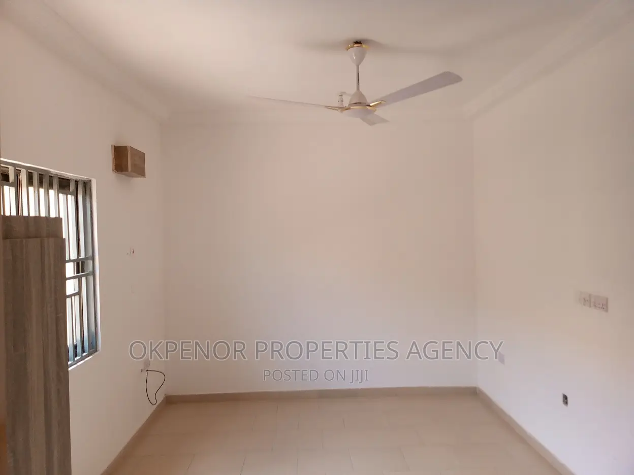 3bdrm House in Devtraco Estate, Tema Metropolitan for rent