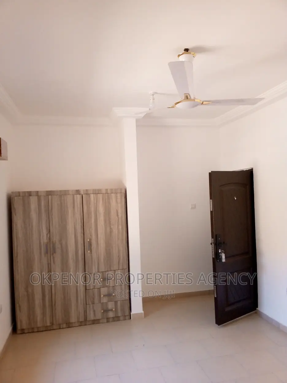 3bdrm House in Devtraco Estate, Tema Metropolitan for rent