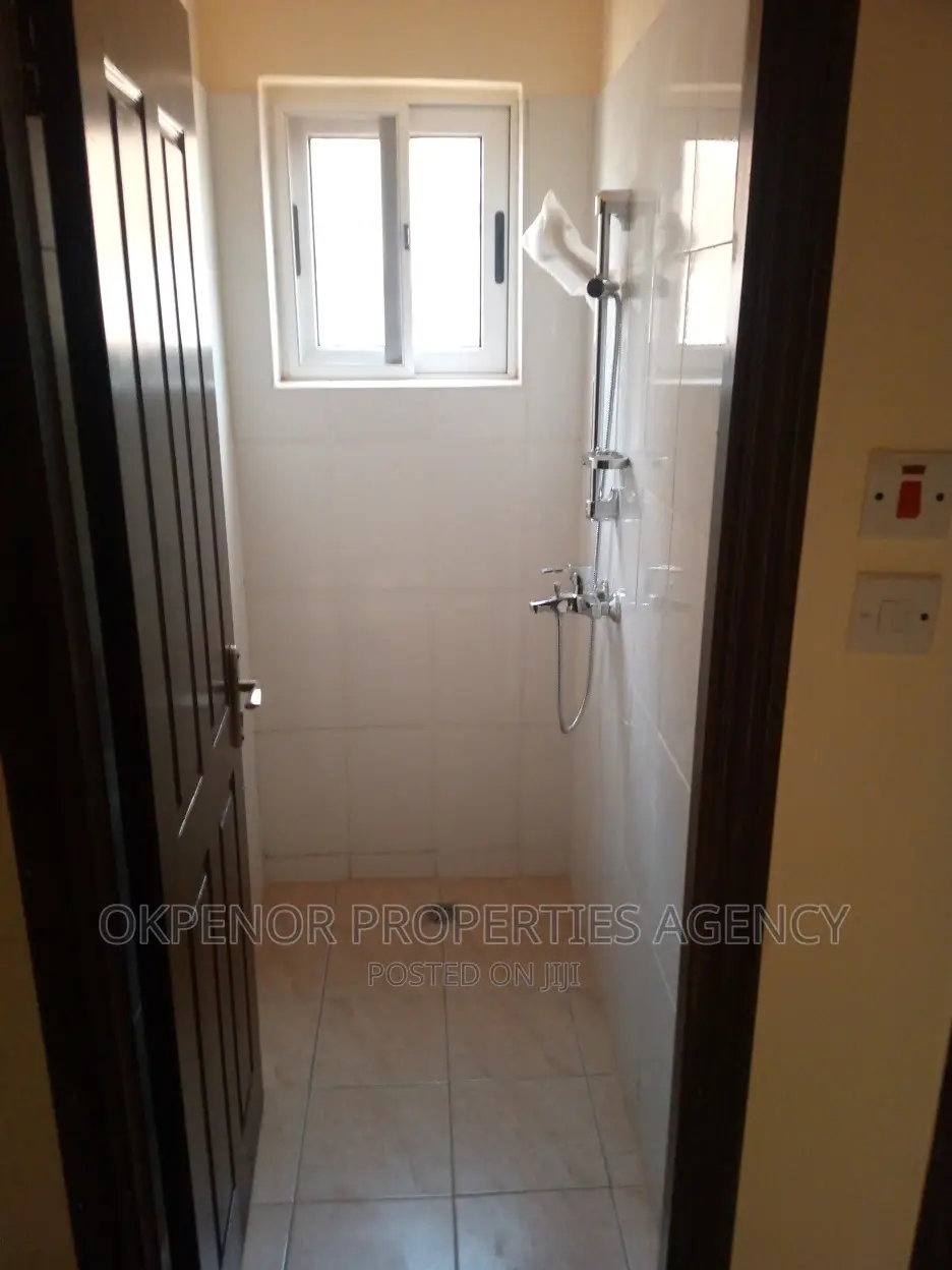2bdrm Apartment in Tema Com25 for rent
