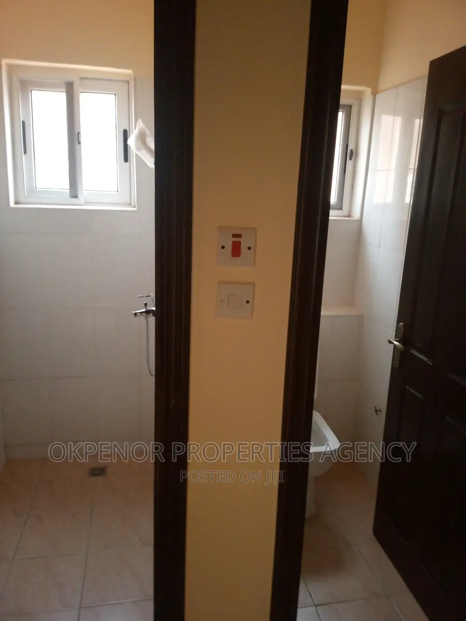 2bdrm Apartment in Tema Com25 for rent