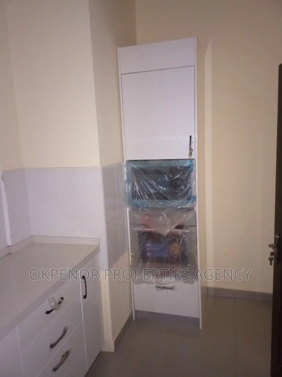 2bdrm Apartment in Tema Com25 for rent