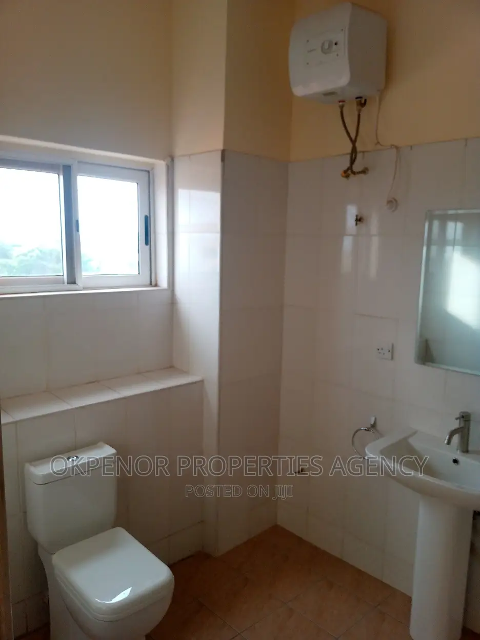 2bdrm Apartment in Tema Com25 for rent