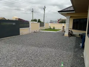 4bdrm House in Comm25, Tema Metropolitan for sale