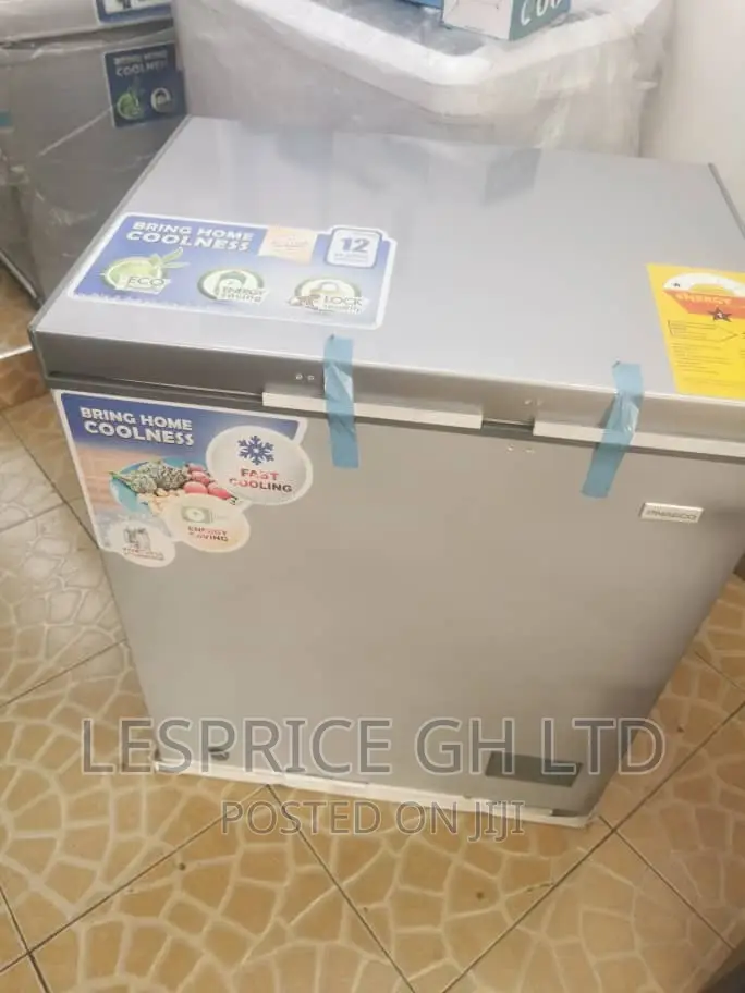 Chest Freezer//Nasco 145L