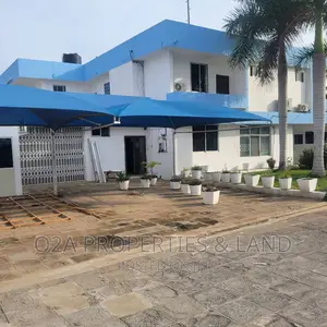 5bdrm House in Airport Residential Area for rent