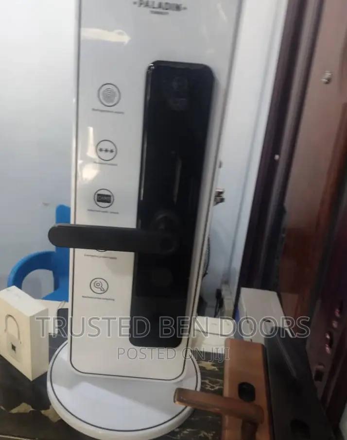 Classy Paladin Smart Lock With Video Camera for Security