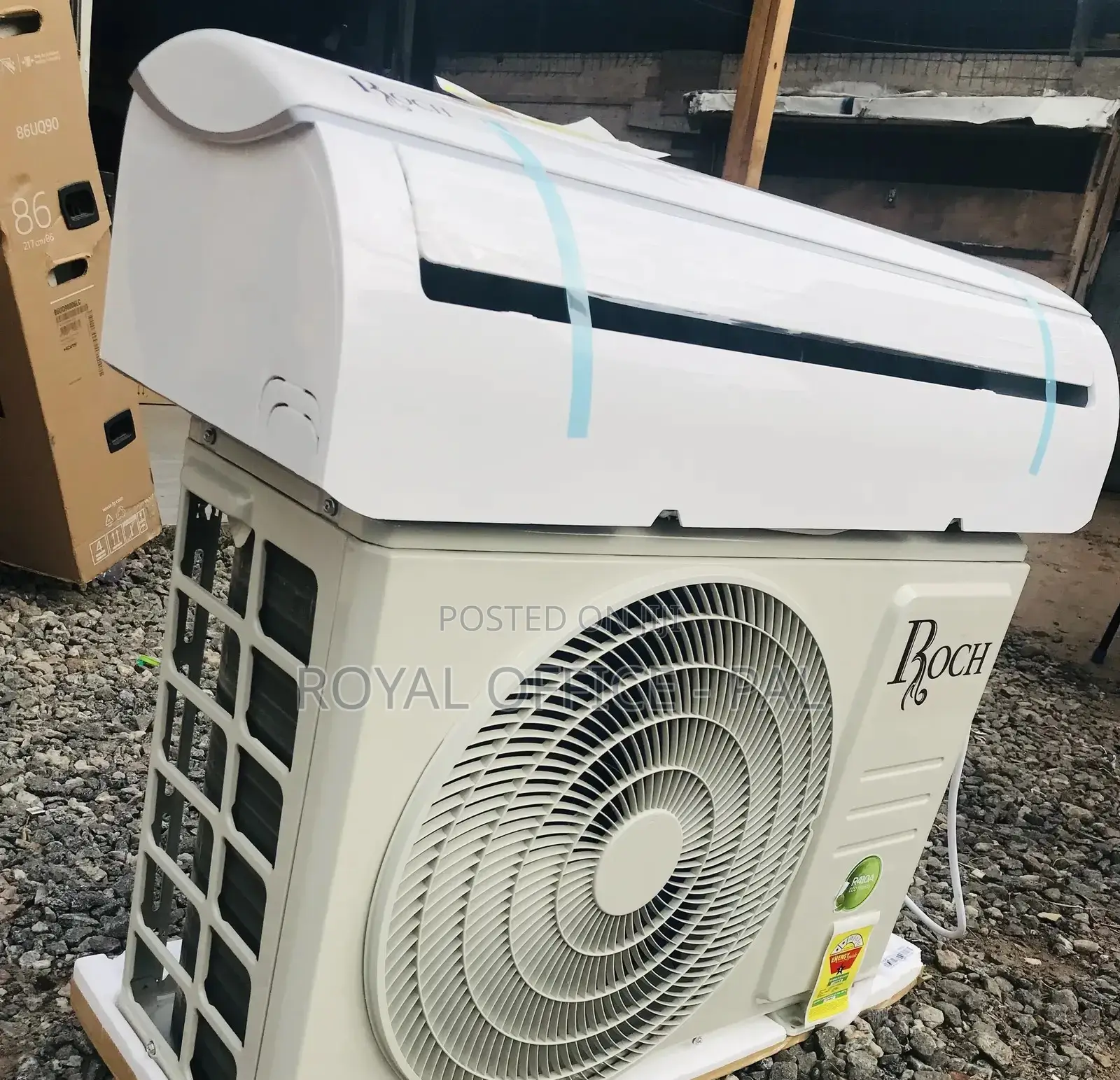 Superb Roch 1.5 Hp Air Conditioner Non-Inverter