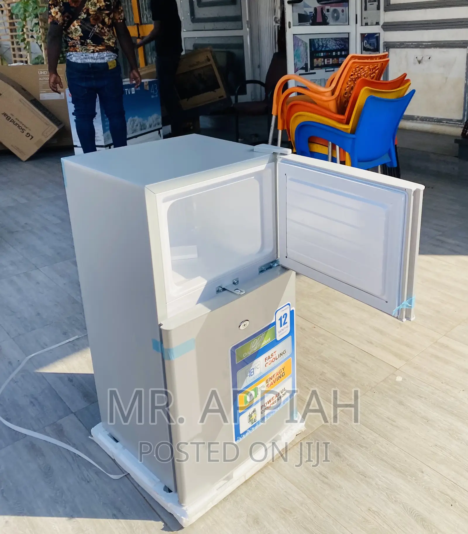 Extremely Cooling Nasco(Silver)Nasf2-120 Table Top Fridge