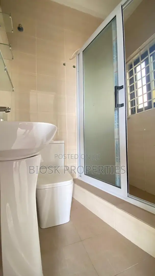 2bdrm Apartment in Billa-Fix Properties, Malejor for rent