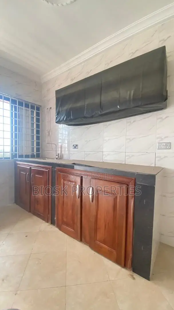 2bdrm Apartment in Billa-Fix Properties, Malejor for rent
