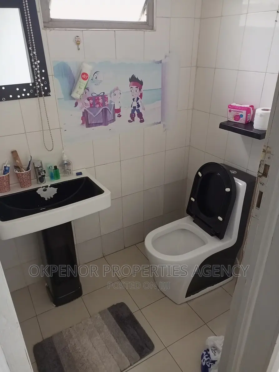 2bdrm House in Devtraco Estate, Tema Metropolitan for rent