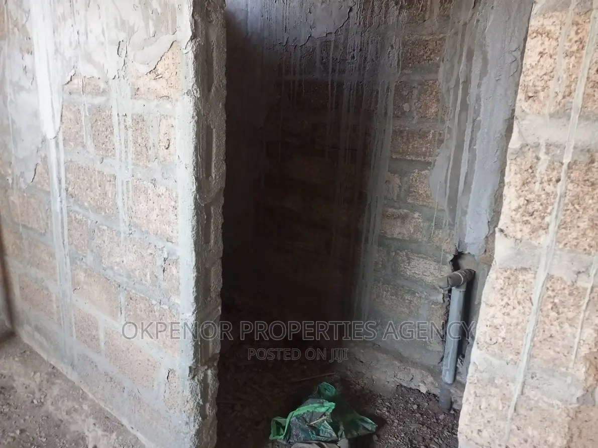 3bdrm House in Com25 Annex, Tema Metropolitan for sale