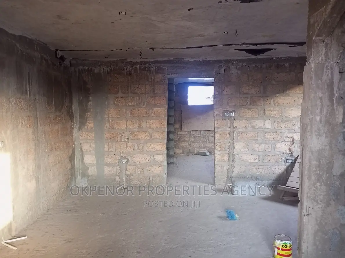 3bdrm House in Com25 Annex, Tema Metropolitan for sale