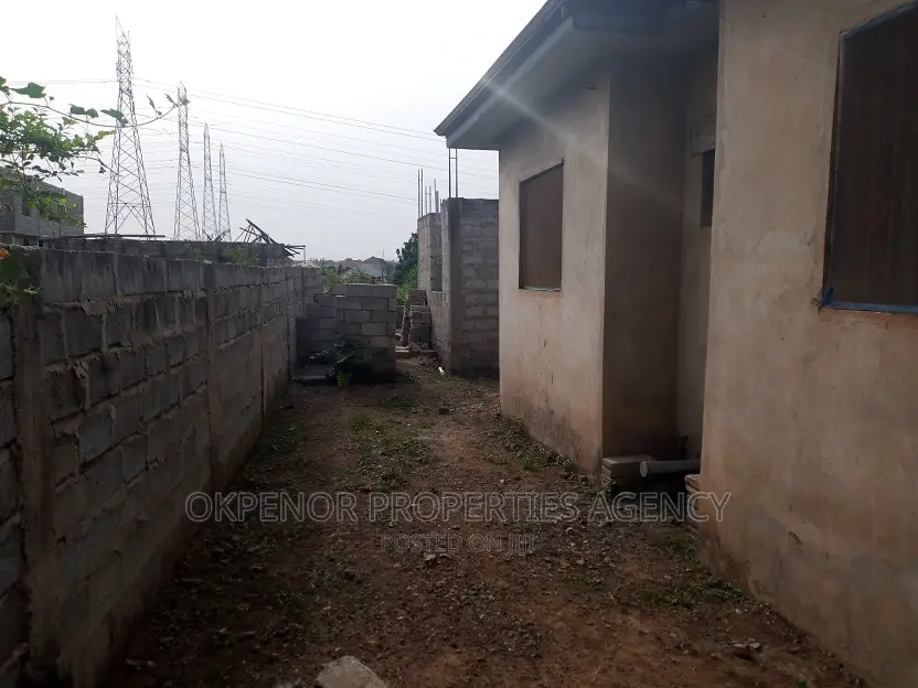 3bdrm House in Com25 Annex, Tema Metropolitan for sale