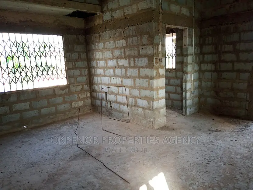 3bdrm House in Com25 Annex, Tema Metropolitan for sale