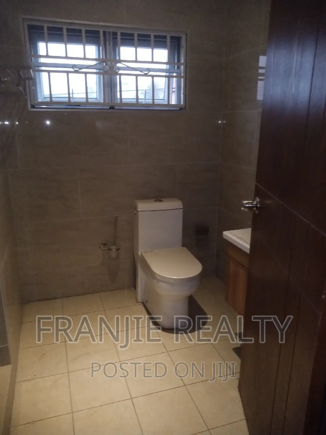 4bdrm House in Franjie Realty, West Hills Mall Area for sale