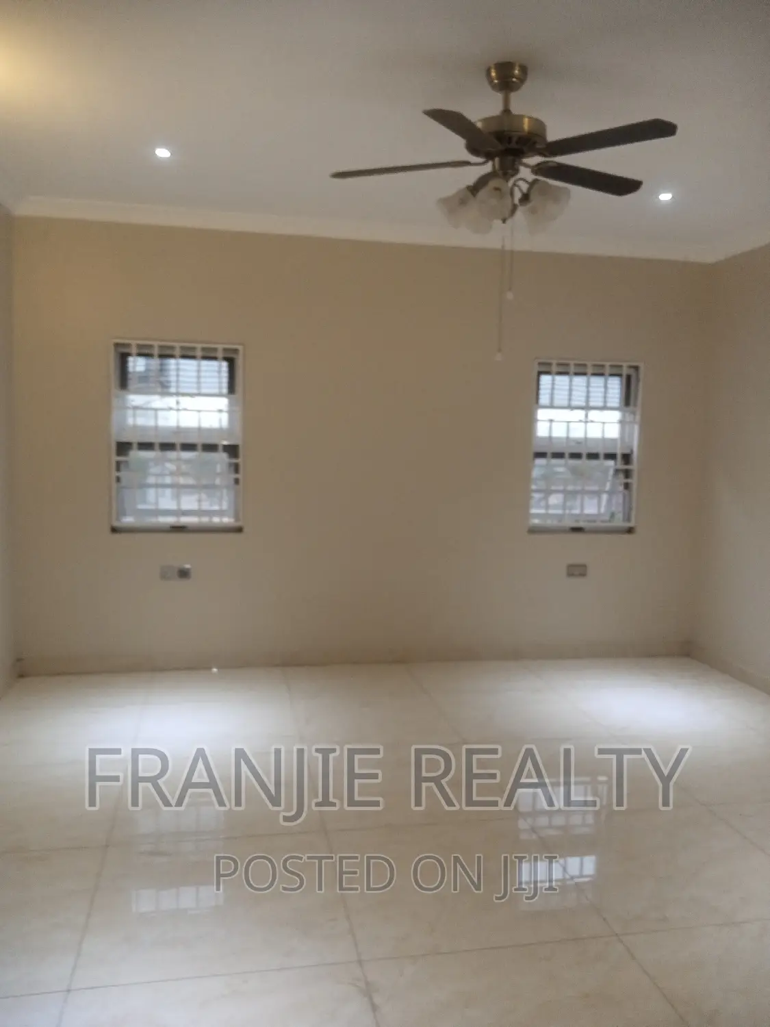 4bdrm House in Franjie Realty, West Hills Mall Area for sale