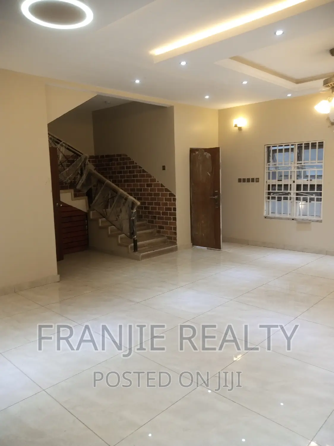 4bdrm House in Franjie Realty, West Hills Mall Area for sale