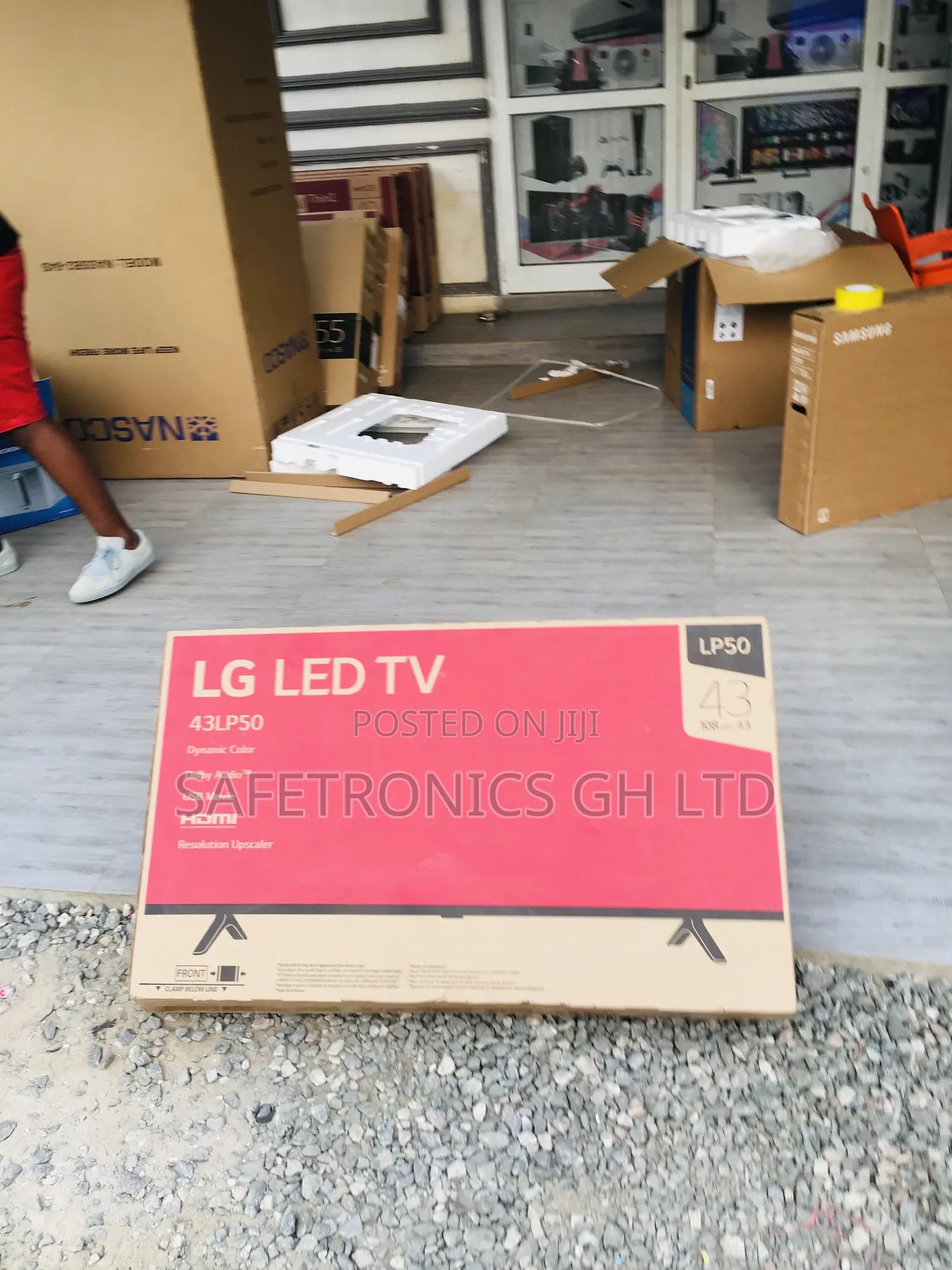 Smart Black Electric 43 Inches Glossy LED LG UHD LP50 Tv