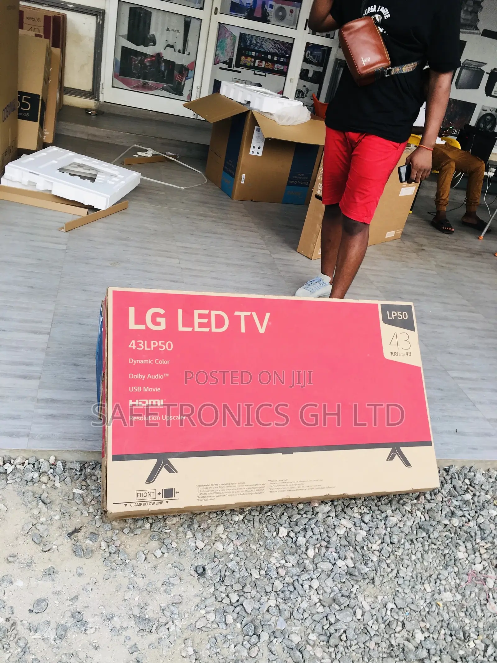 Glossy Black Smart Electric LP50 UHD LG 43 Inches UHD Tv