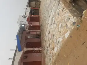 4shops for Sale at Kakraba KFC