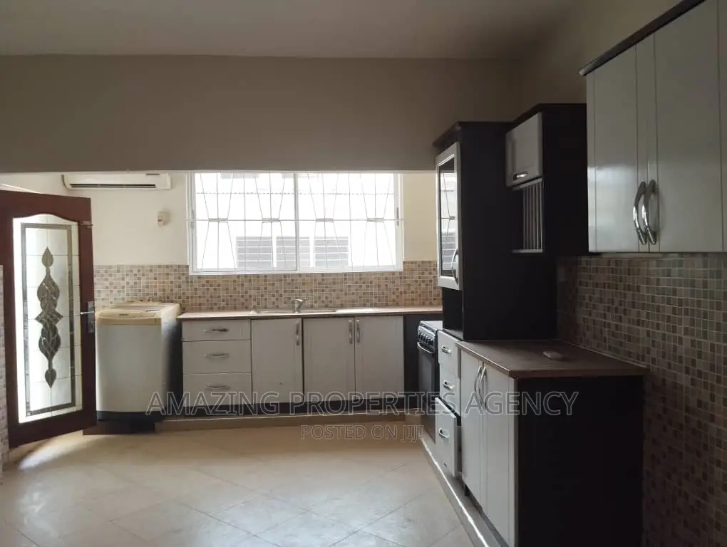 4bdrm House in Labone for rent