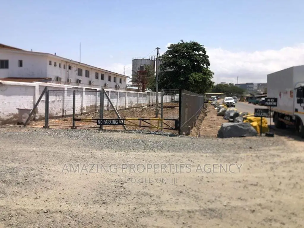 3000sqm Warehouse for Sale at Tema