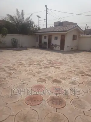 4bdrm Duplex in East Legon for sale