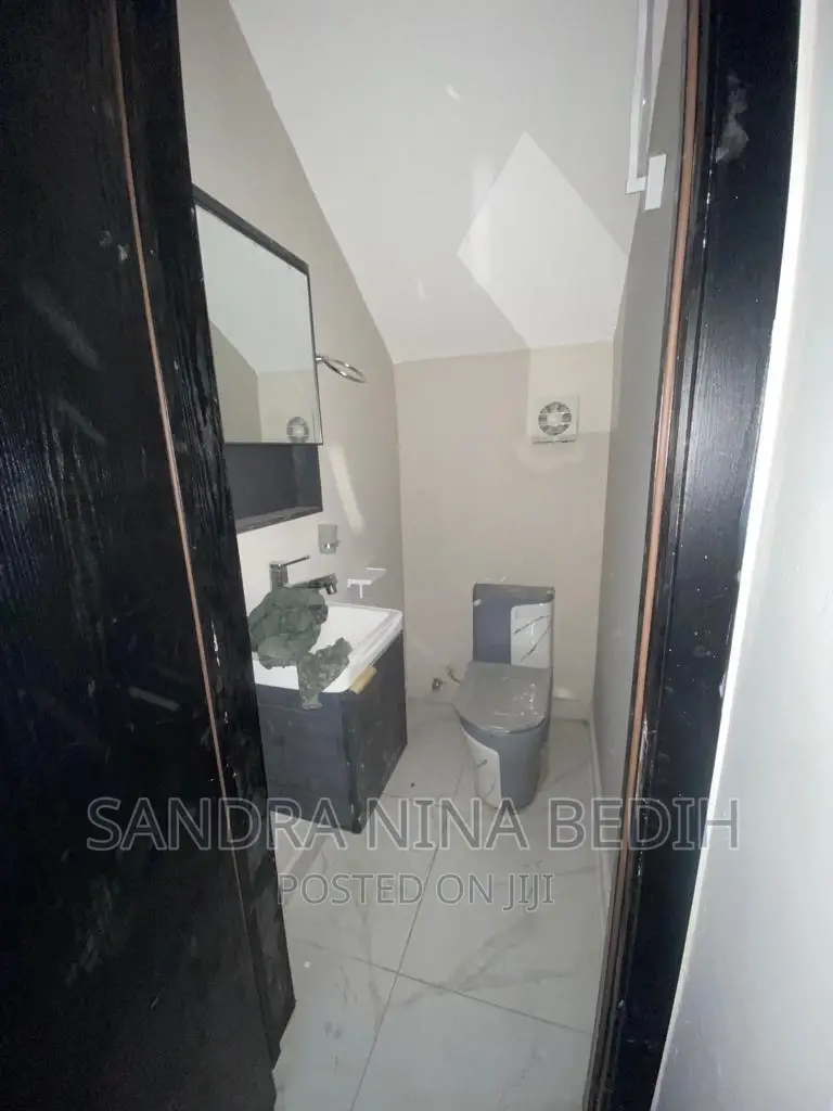 3bdrm House in Ogbojo, East Legon for rent
