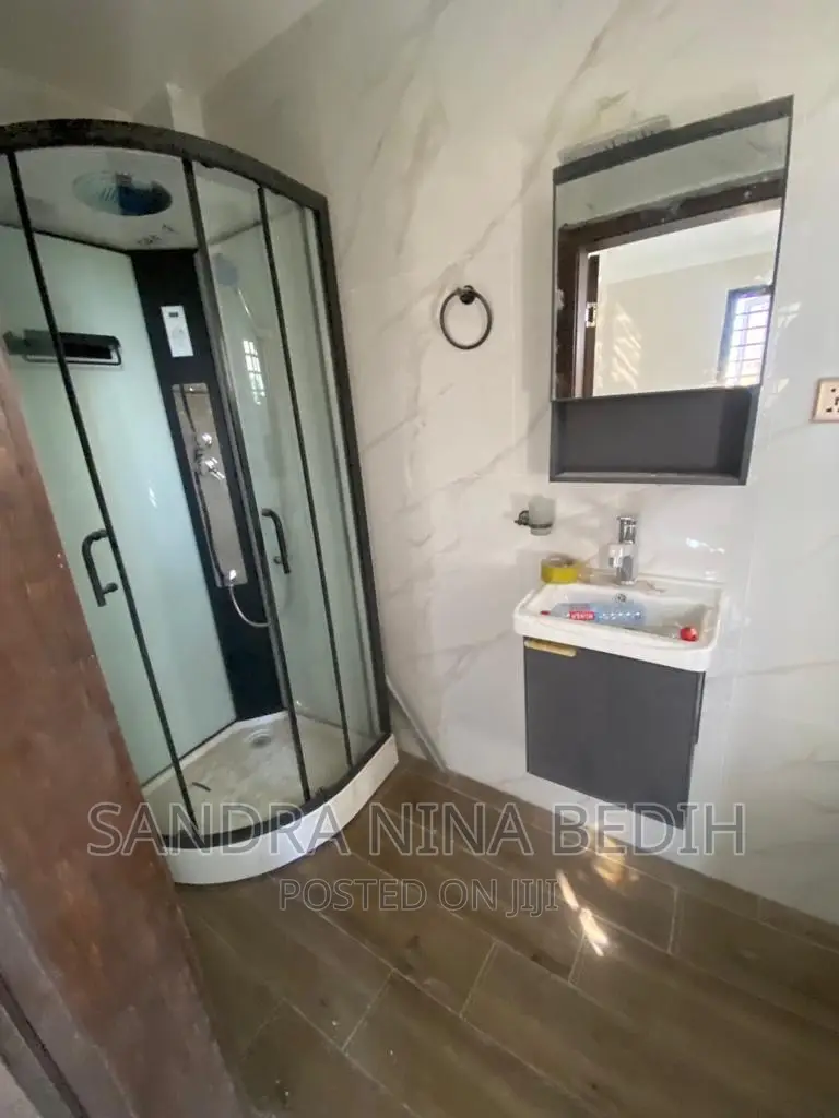 3bdrm House in Ogbojo, East Legon for rent