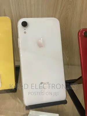 New Apple iPhone XR 64 GB White